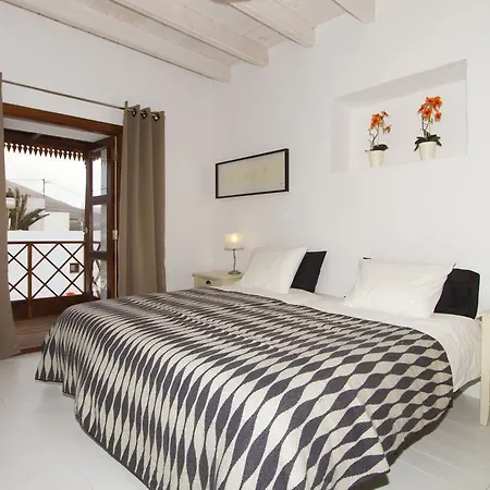 Kır Evi Tiagua 81 *
